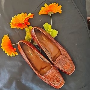 Ladies Low Flat Brown Shoes